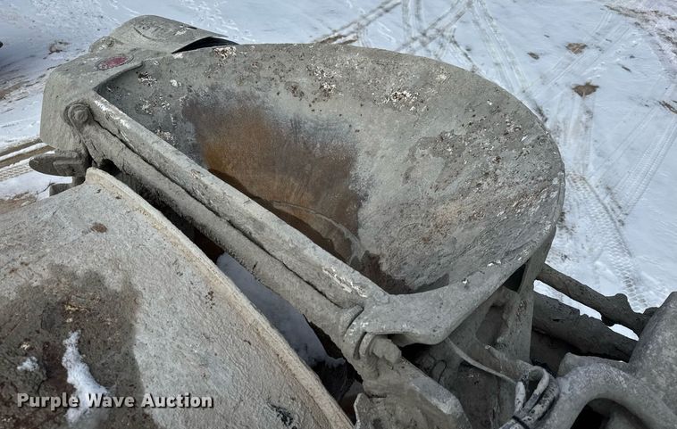 image for item EQ1035 2007 Kenworth W900 ready mix truck