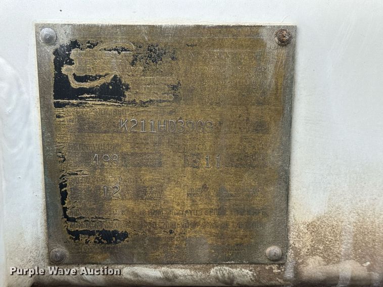 image for item EQ1035 2007 Kenworth W900 ready mix truck