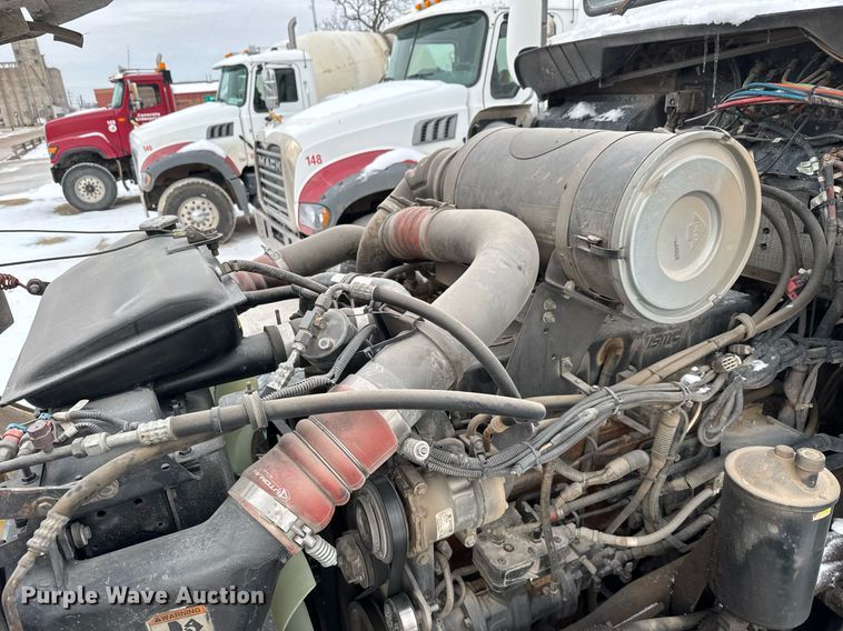 image for item EQ1035 2007 Kenworth W900 ready mix truck