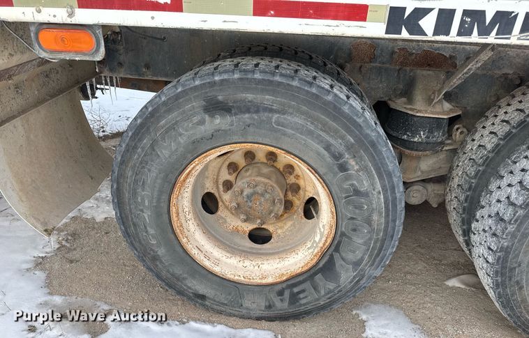 image for item EQ1035 2007 Kenworth W900 ready mix truck