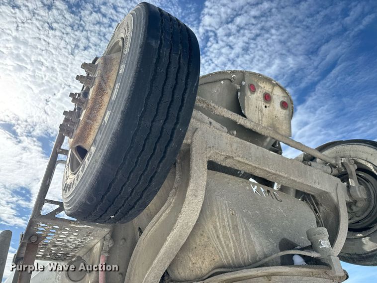 image for item EQ1035 2007 Kenworth W900 ready mix truck