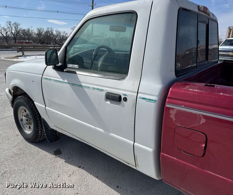 image for item EQ1036 1998 Ford Ranger pickup truck
