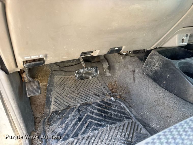 image for item EQ1036 1998 Ford Ranger pickup truck