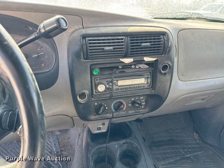 image for item EQ1036 1998 Ford Ranger pickup truck