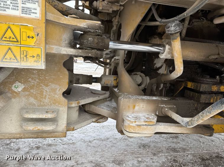 image for item EQ1037 2004 Caterpillar 972G wheel loader