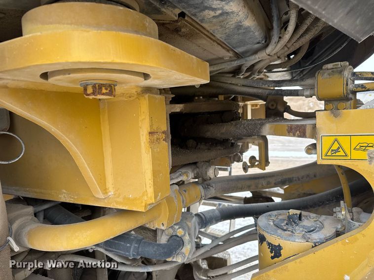 image for item EQ1037 2004 Caterpillar 972G wheel loader