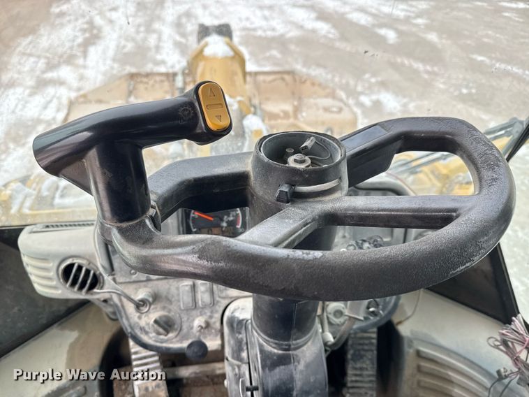 image for item EQ1037 2004 Caterpillar 972G wheel loader