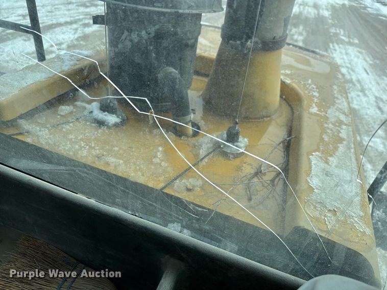 image for item EQ1037 2004 Caterpillar 972G wheel loader