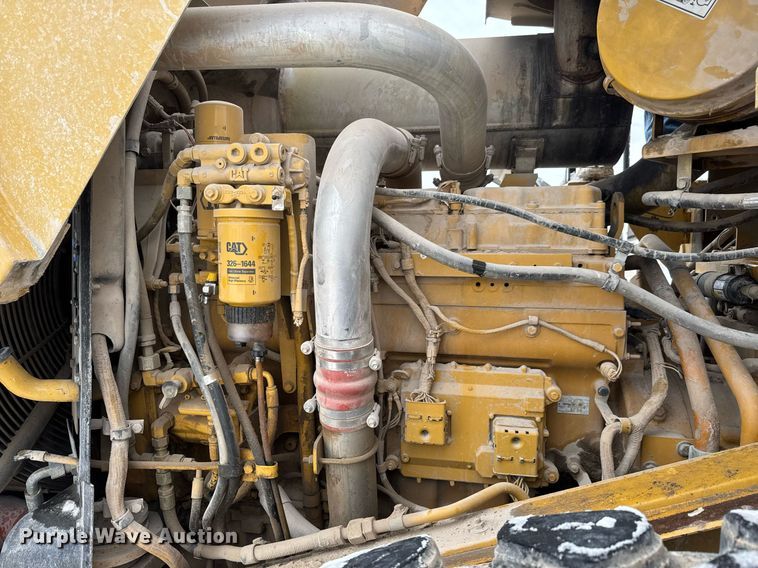 image for item EQ1037 2004 Caterpillar 972G wheel loader