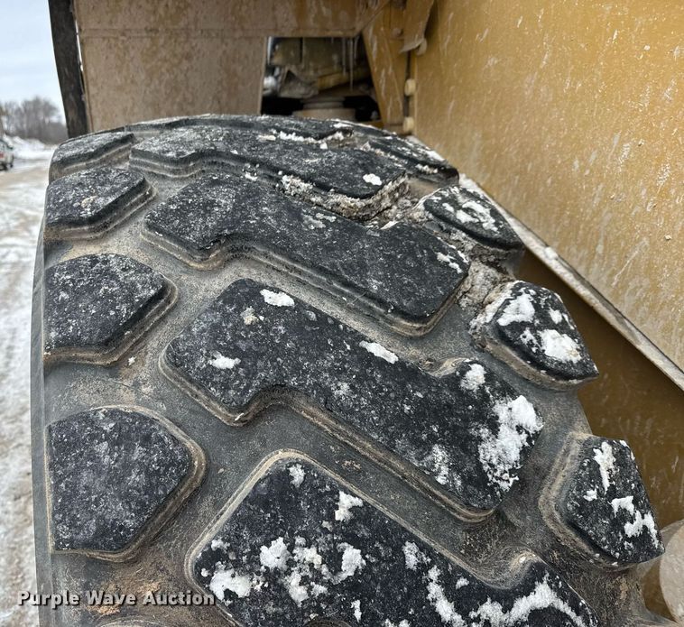 image for item EQ1037 2004 Caterpillar 972G wheel loader