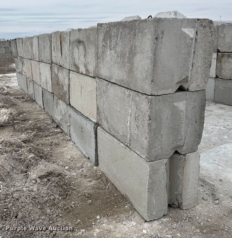 image for item EQ1047 (24) concrete edge bunker blocks 