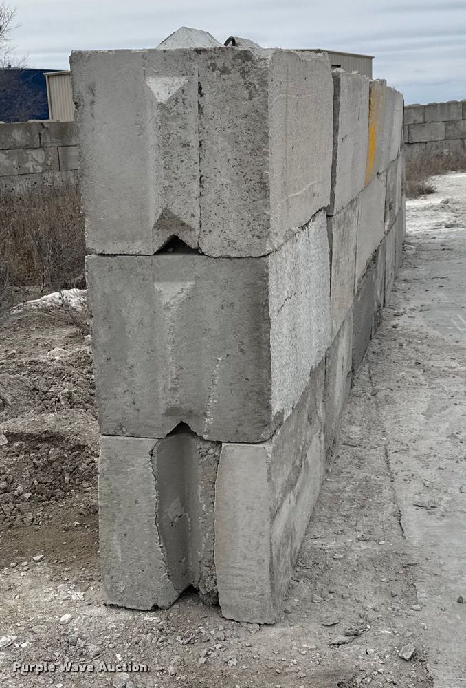 image for item EQ1047 (24) concrete edge bunker blocks 