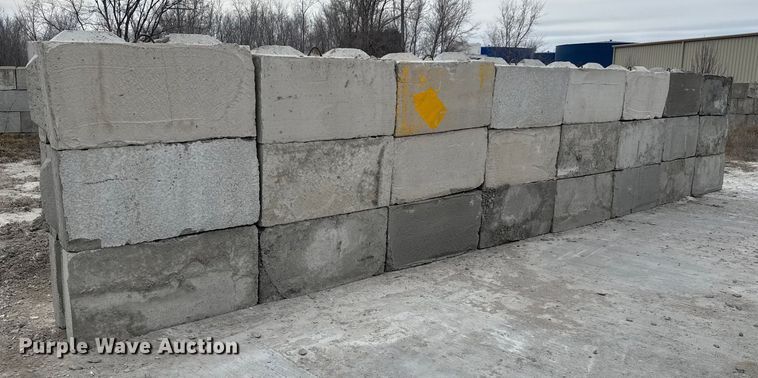 image for item EQ1049 (24) concrete edge bunker blocks