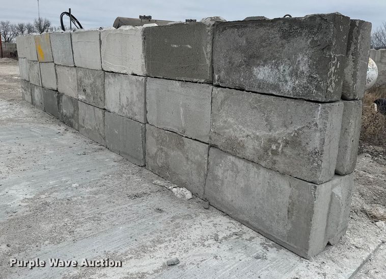 image for item EQ1050 (24) concrete edge bunker blocks 