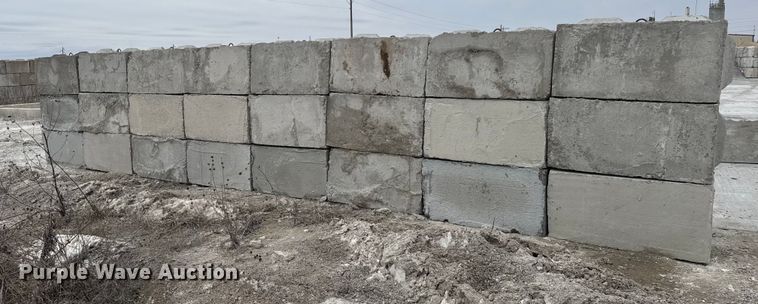 image for item EQ1050 (24) concrete edge bunker blocks 