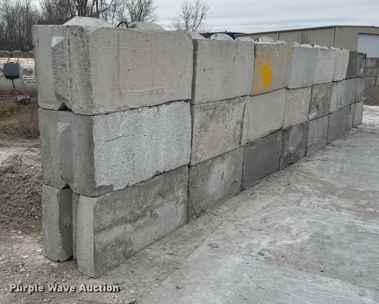 image for item EQ1051 (24) concrete edge bunker blocks