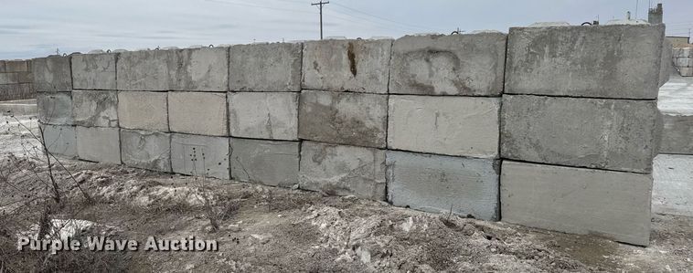 image for item EQ1051 (24) concrete edge bunker blocks