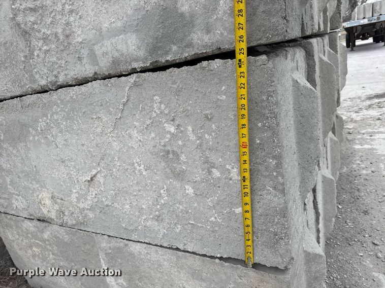 image for item EQ1052 (16) concrete edge bunker blocks 