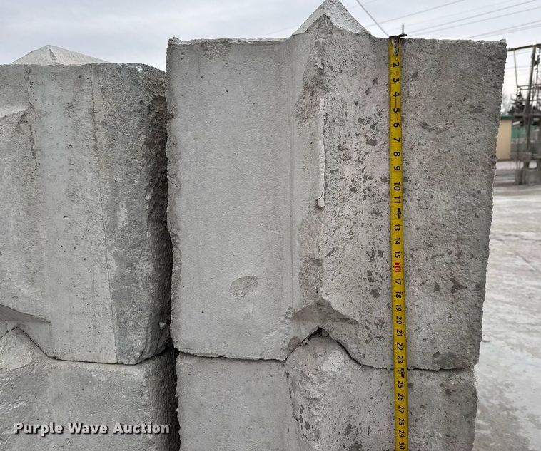 image for item EQ1055 (24) concrete edge bunker blocks 