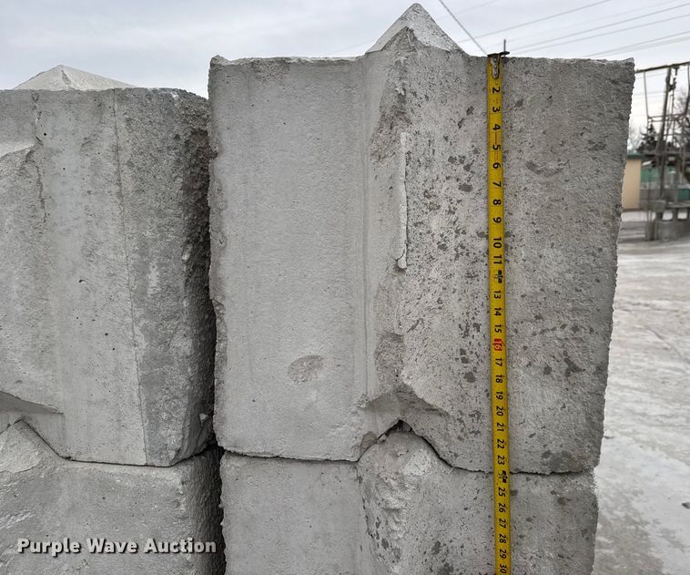 image for item EQ1057 (24) concrete edge bunker blocks 