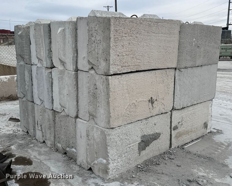 image for item EQ1058 (24) concrete edge bunker blocks 