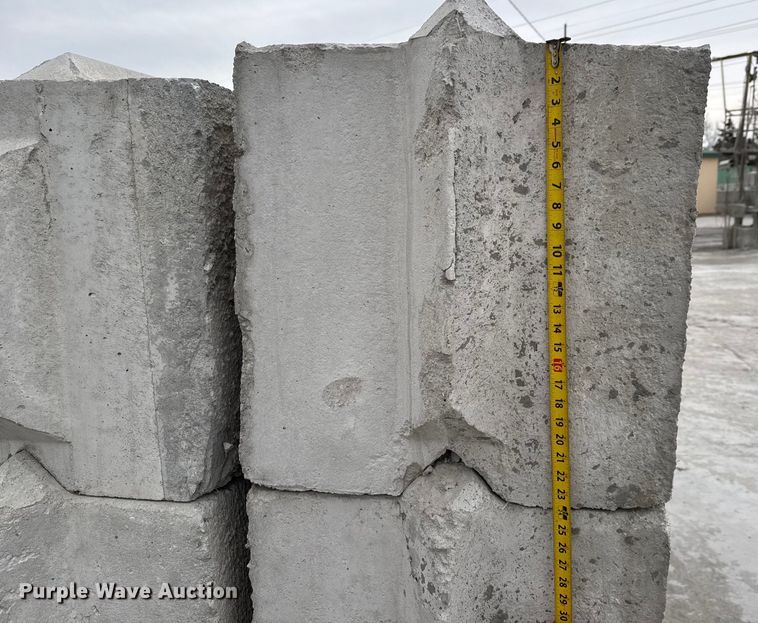 image for item EQ1058 (24) concrete edge bunker blocks 