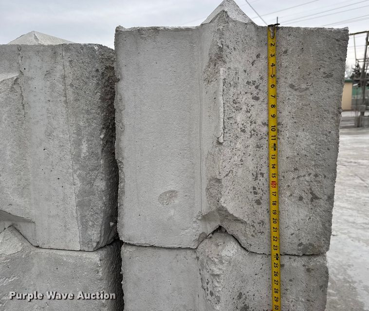 image for item EQ1061 (24) concrete edge bunker blocks 