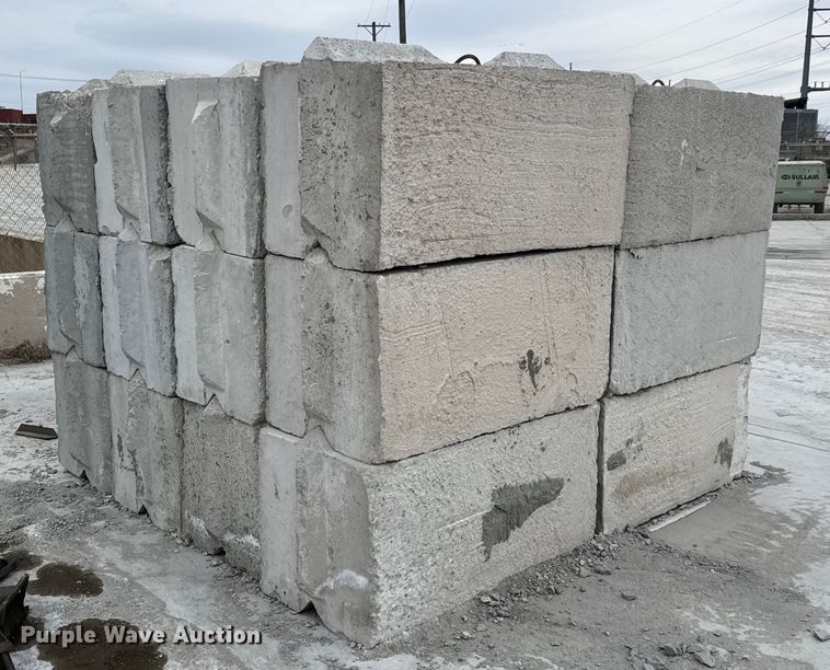 image for item EQ1062 (24) concrete edge bunker blocks 
