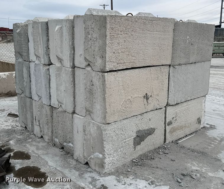 image for item EQ1063 (24) concrete edge bunker blocks 