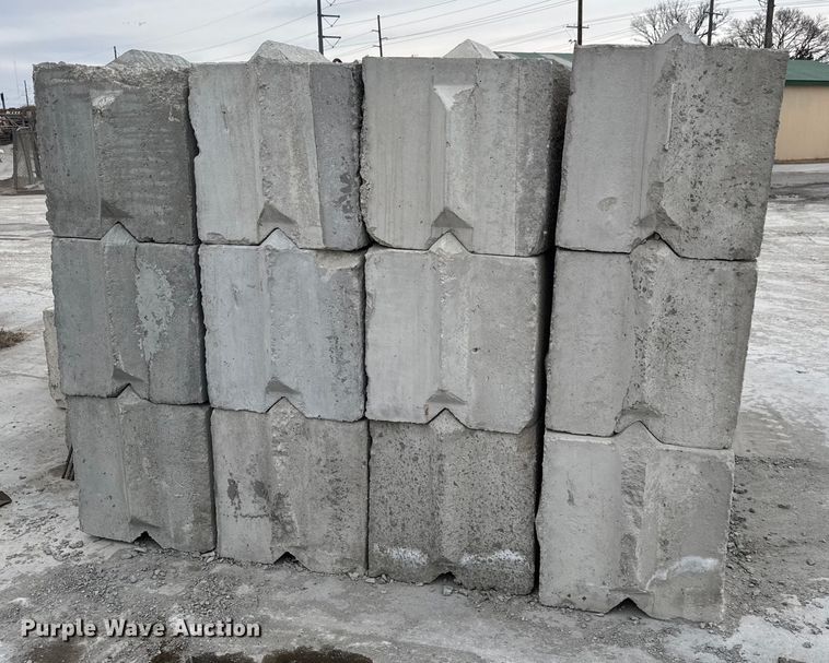 image for item EQ1063 (24) concrete edge bunker blocks 