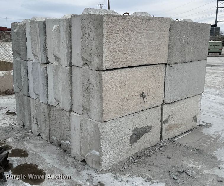 image for item EQ1066 (24) concrete edge bunker blocks 