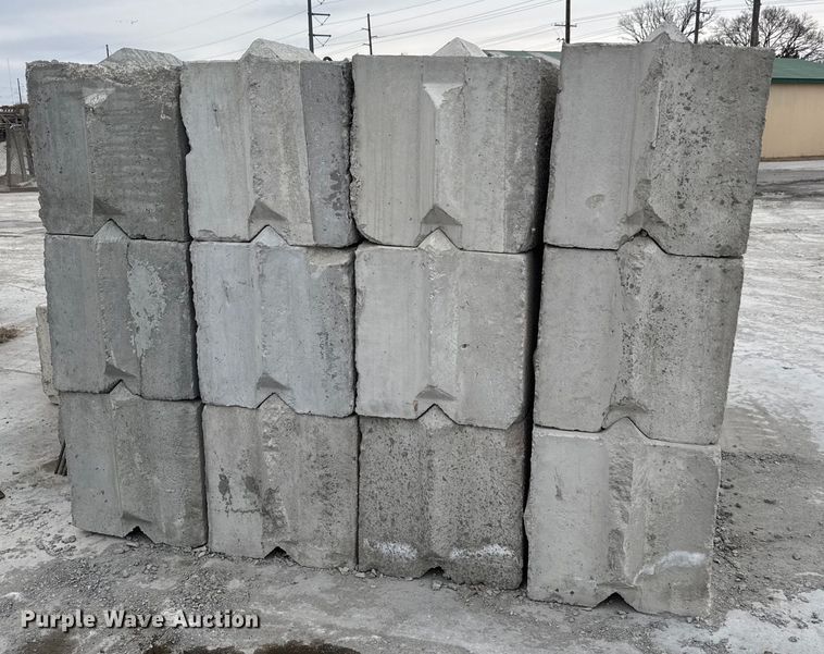 image for item EQ1066 (24) concrete edge bunker blocks 