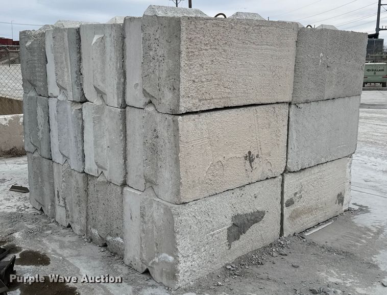 image for item EQ1067 (24) concrete edge bunker blocks