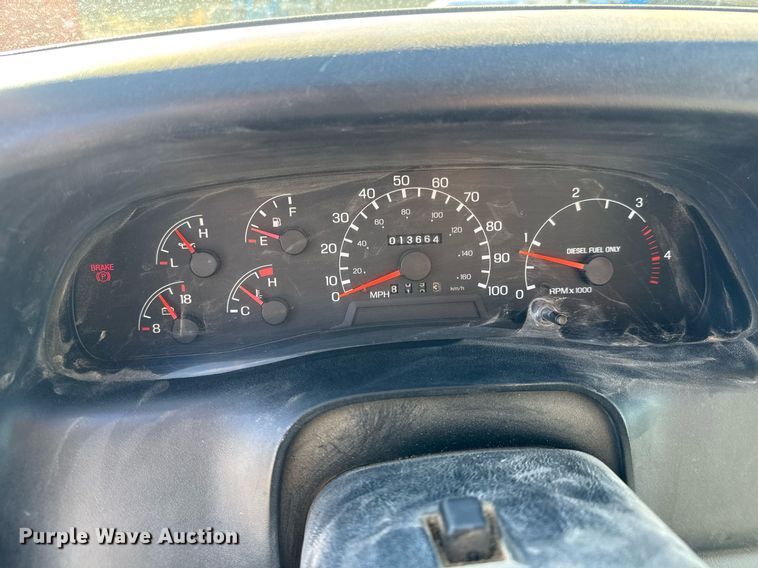 image for item EQ1088 2004 Ford F750 Super Duty crane truck