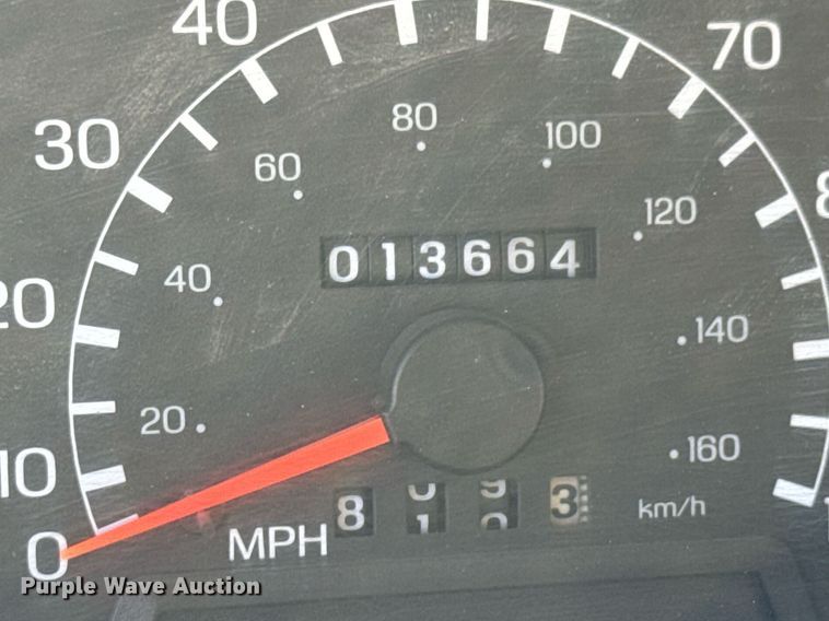 image for item EQ1088 2004 Ford F750 Super Duty crane truck