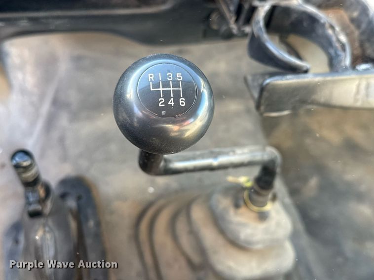 image for item EQ1088 2004 Ford F750 Super Duty crane truck