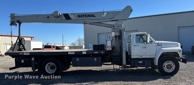 image for item EQ1090 1990 Ford F800 crane truck