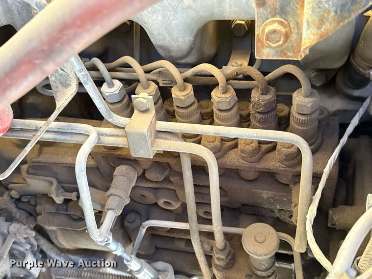 image for item EQ1090 1990 Ford F800 crane truck