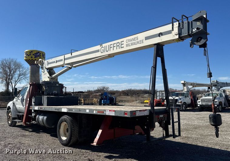 image for item EQ1091 2007 Ford F750 Super Duty XL crane truck
