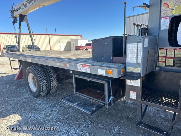 image for item EQ1091 2007 Ford F750 Super Duty XL crane truck