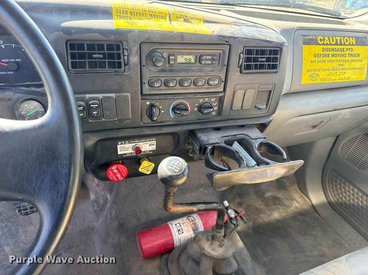 image for item EQ1091 2007 Ford F750 Super Duty XL crane truck