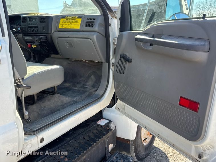 image for item EQ1091 2007 Ford F750 Super Duty XL crane truck