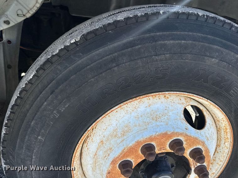 image for item EQ1091 2007 Ford F750 Super Duty XL crane truck