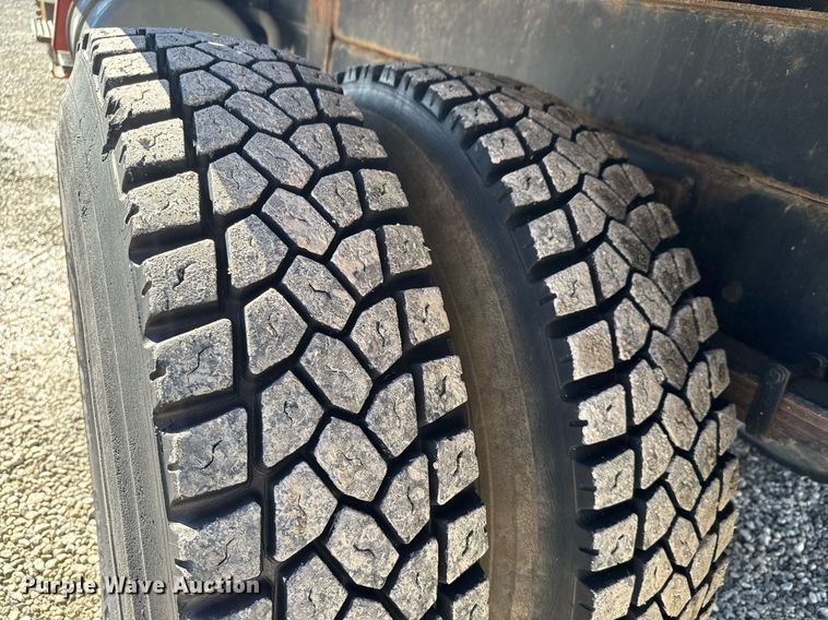 image for item EQ1091 2007 Ford F750 Super Duty XL crane truck