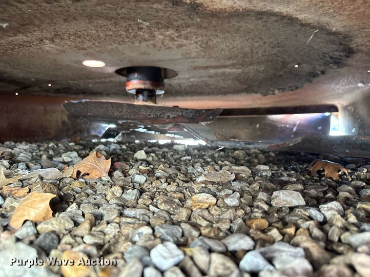 image for item EQ1093 (2) three point attachments