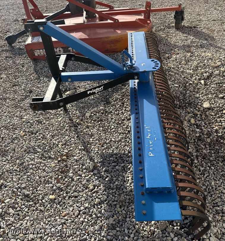 image for item EQ1093 (2) three point attachments