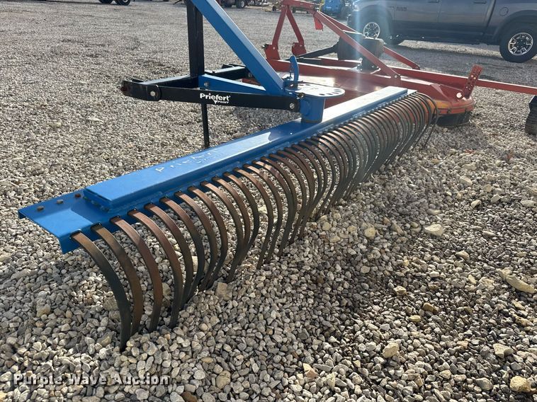 image for item EQ1093 (2) three point attachments