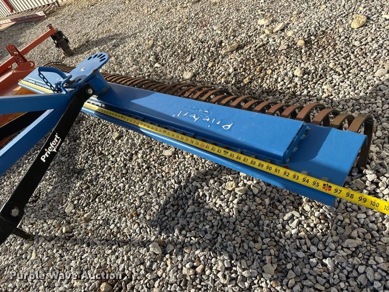 image for item EQ1093 (2) three point attachments