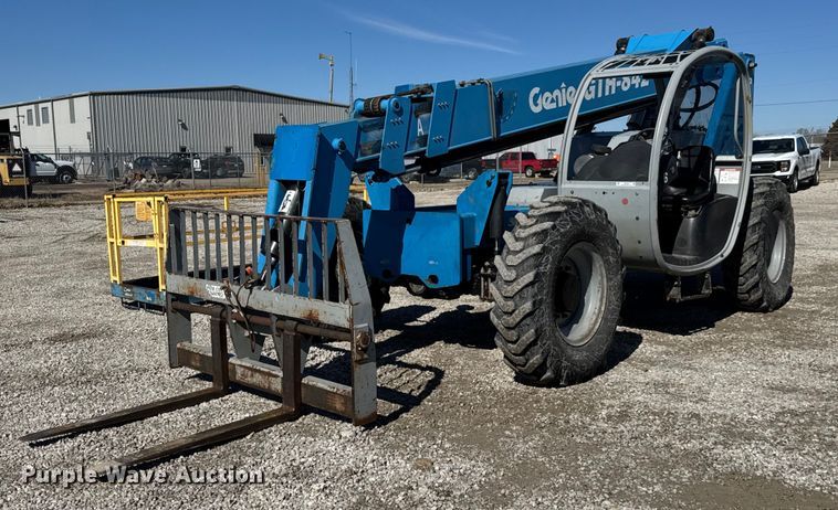 image for item EQ1094 2008 Genie GTH-842 telehandler