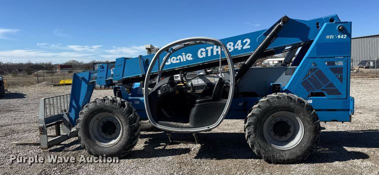 image for item EQ1094 2008 Genie GTH-842 telehandler